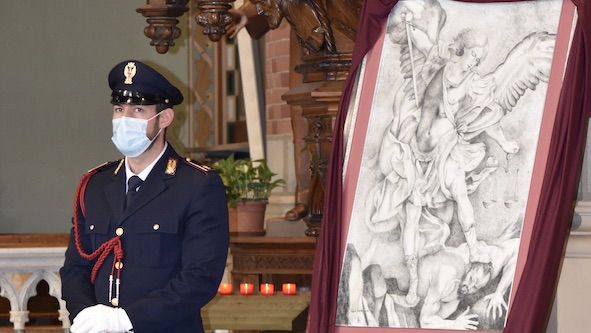 Novara, la Polizia di Stato ha celebrato il patrono San Michele Arcangelo
