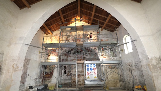  Sillavengo, grazie ad un contributo della FCN recupero degli affreschi della chiesa di Santa Maria Nova