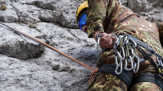 Fra le truppe alpine dell'Esercito in esercitazione nel Bellunese anche alcuni reggimenti della Brigata Alpina Taurinense