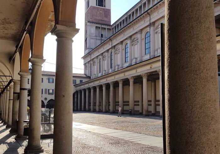 Tranquille le giornate ferragostane a Novara. Le foto