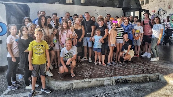  Bus riporta in patria profughi ucraini grazie alla Fondazione Comunità Novarese Onlus
