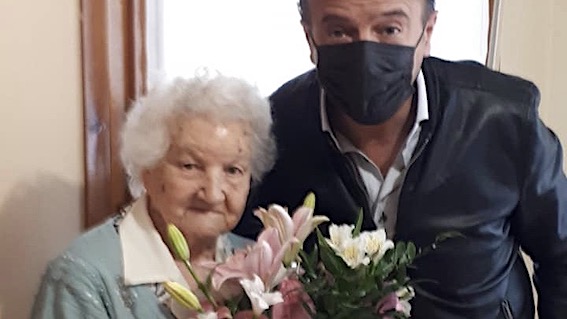 Galliate, 101 candeline per nonna Ines
