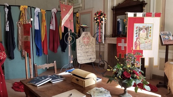 Oleggio, a Palazzo Bellini inaugurata la mostra sulla Corsa della Torta