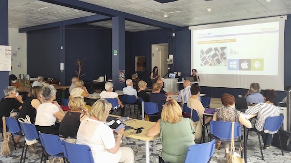 Novara, successo per gli incontri di alfabetizzazione digitale