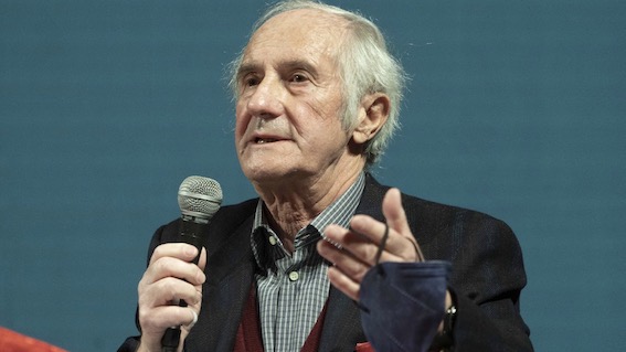 Si presenta in anteprima il libro "Dal Teatro Coccia al mondo" di Mario Giarda