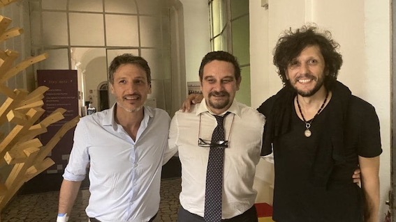 Novara, Ermal Meta ha incontrato sindaco e rappresentanti associazione URA