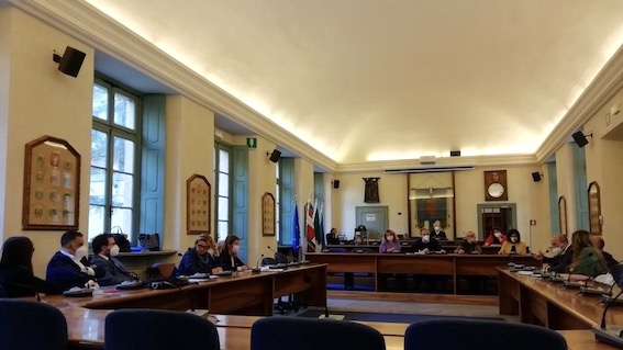 Novara, consiglio provinciale: approvato il rendiconto di gestione