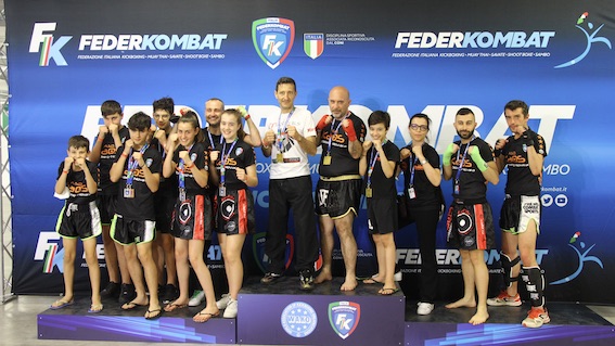  Ottimi risultati ai Campionati Italiani Assoluti e Trofeo italia per la Kaos Kickboxing Novara