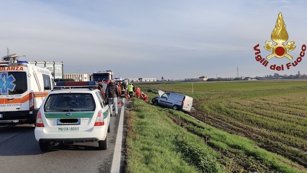 Incidente a Romentino: intervento dei vigili del fuoco