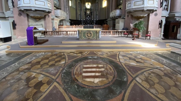 Mosaico del Cardinal Cacciapiatti ai primi posti dei Luoghi del Cuore in Piemonte