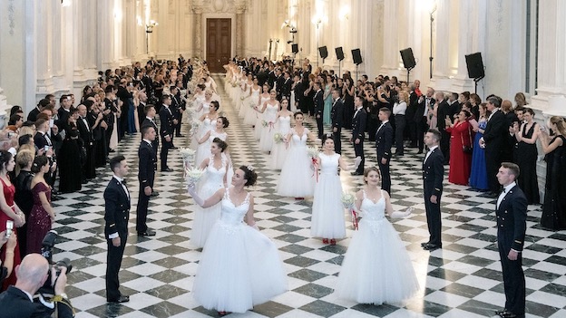 Debuttanti alla Venaria Reale con l' Orchestra Giovanile del Liceo Musicale di Novara