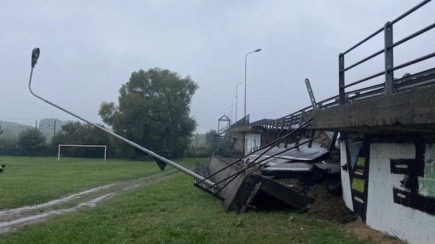 Novara, voragine sul cavalcavia XXV Aprile