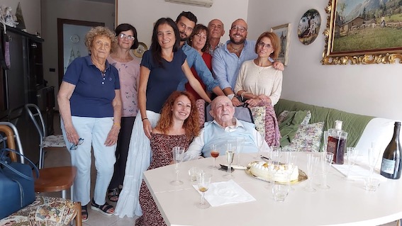 Novara, cento candeline per il signor Egidio