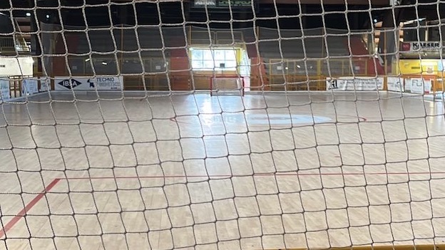 Pala Dal Lago, iniziato il rifacimento del parquet