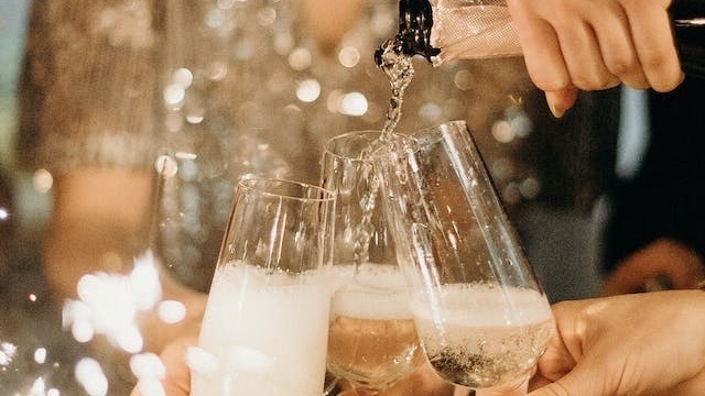 Capodanno, indagine Coldiretti: al massimo la domanda di spumante italiano