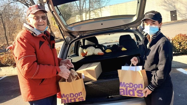 Novarese, pasti caldi da McDonald's, Fondazione McDonald's a Banco Alimentare