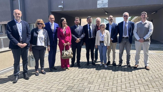 Intervento da 9,5 milioni al Liceo "Carlo Alberto", alla presentazione anche Cirio
