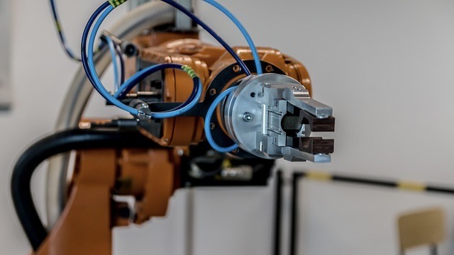 Robotica e cultura d'impresa nelle scuole con il progetto della Camera di Commercio