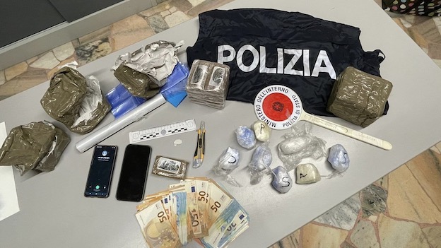 Spaccio di stupefacenti, un arresto della Polizia di Stato