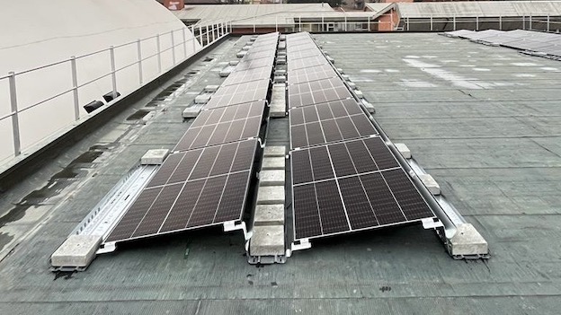 Oleggio, fotovoltaico sulle scuole e progetto per la Comunità Energetica