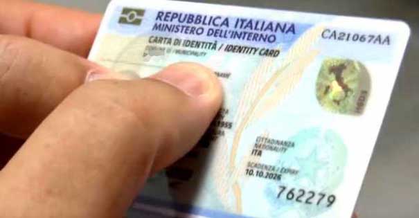 Oleggio, trovate con documenti contraffatti: arrestate due donne straniere