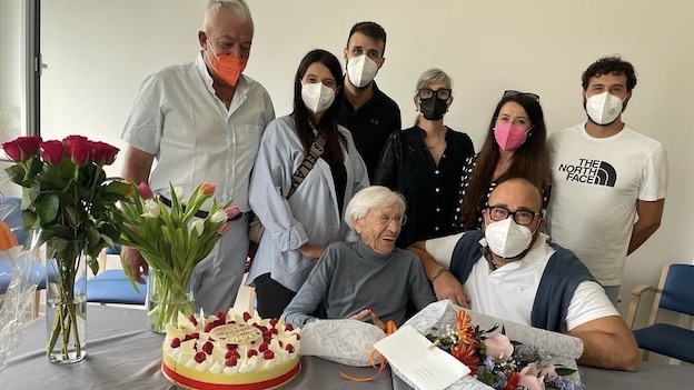 Novara, festa per i 101 anni della signora Ida