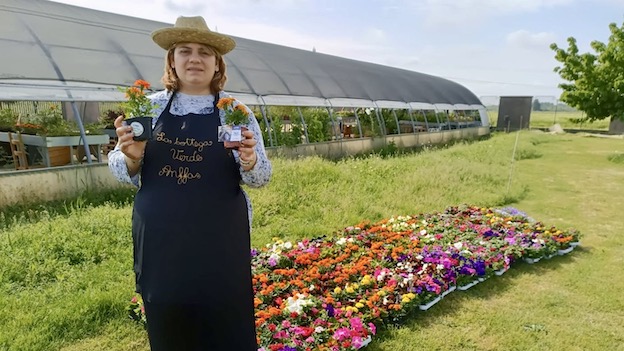 Da Anffas Novara e Anffas Borgomanero la campagna primaverile "Fiori...di testa"