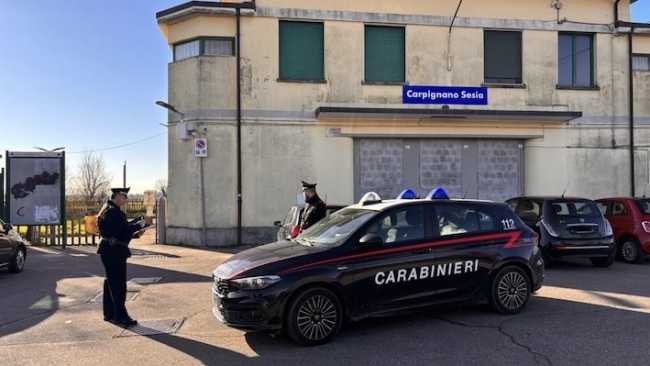 Carpignano Sesia, controlli in zona stazione: denunce e sequestrata droga