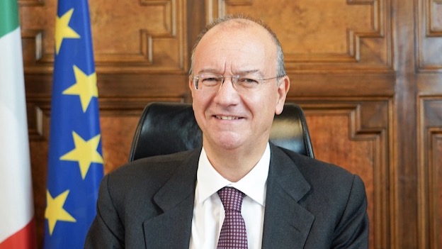 Novara, il Ministro Valditara in visita ad alcune scuole cittadine