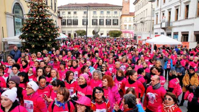 Novara, appuntamento con l'edizione 2024 della "StraWoman"