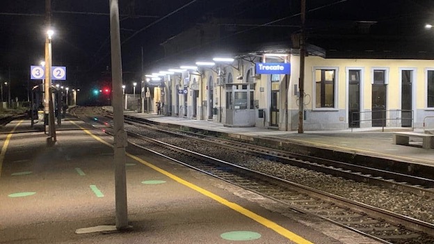 Trecate, reagisce al controllo della polizia locale: arrestata una donna per resistenza e ricettazione