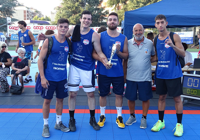 Basket: successo per il Trofeo Città di Novara. Raccolti 3mila euro per realizzare la copertura dei campi di via Poerio 