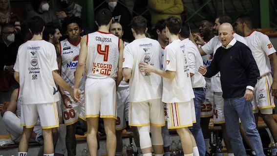 Oleggio Magic Basket, sfida ad Alba