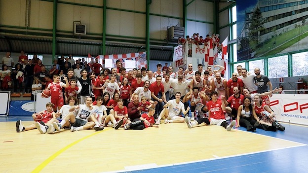 Basket, Oleggio vince il premio Under 2022/2023