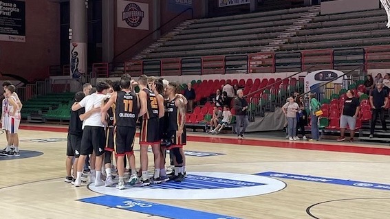 Oleggio Magic Basket, vittoria a Casale