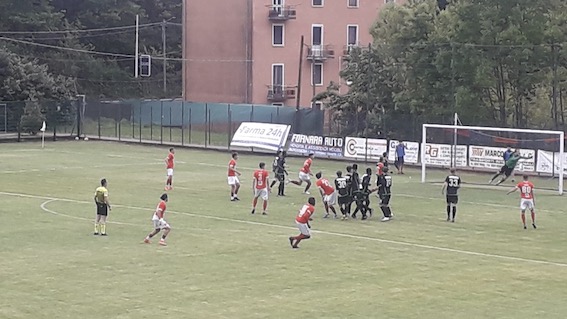 Gozzano beffato al 96' dal Varese. Foto