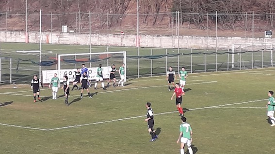 Il 17 porta male: Gozzano sconfitto dalla Lavagnese