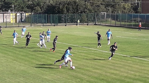 Gozzano, pareggio in zona Cesarini a Tortona: in gol il portiere Vagge