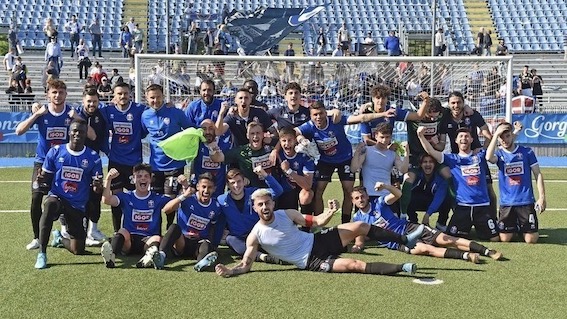  "C Siamo ! La notte azzurra": il Novara Fc fa festa con i tifosi in piazza