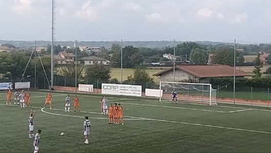 Finisce  con un pareggio per 1-1 la sfida fra Oleggio e Biellese