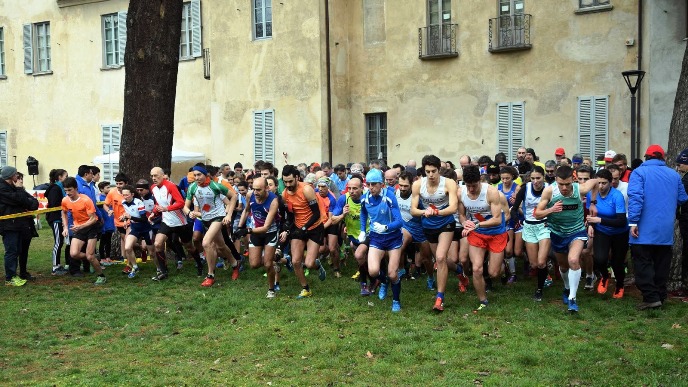 Cross: a Trecate sfrecciano Boumar e Copelli