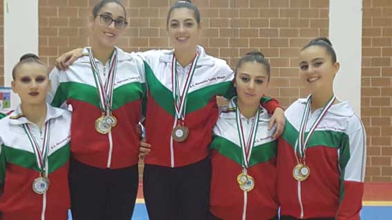 Asd Ginnastica Twirling Oleggio: pioggia di medaglie nel twirling a Cantalupa. Foto