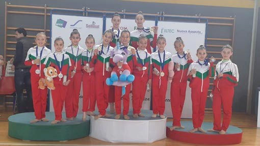 Ritmica: due ori, un argento e un quarto posto per l'Asd Ginnastica Twirling Oleggio a Candelo