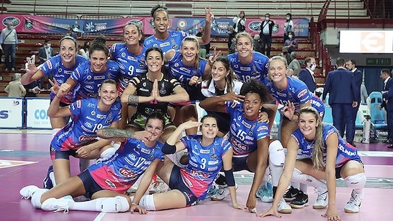 Igor Volley in campo nel derby contro Chieri