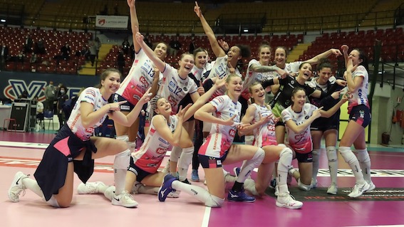 Igor Volley: batte Monza e vola in finale per lo scudetto