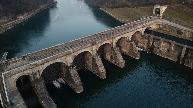Rinnovo delle concessioni idroelettriche: i canoni delle concessioni restino ai territori