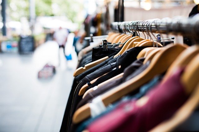 Trecate, riaperto al completo il mercato settimanale 
