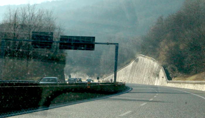 Lavori sulla A26, le chiusure e le limitazioni della settimana 