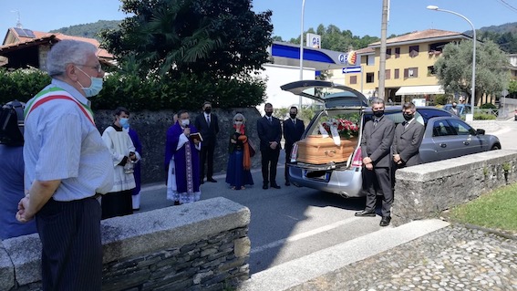 Pettenasco, è morto Gianrico Tedeschi. Aveva festeggiato i 100 anni ad aprile
