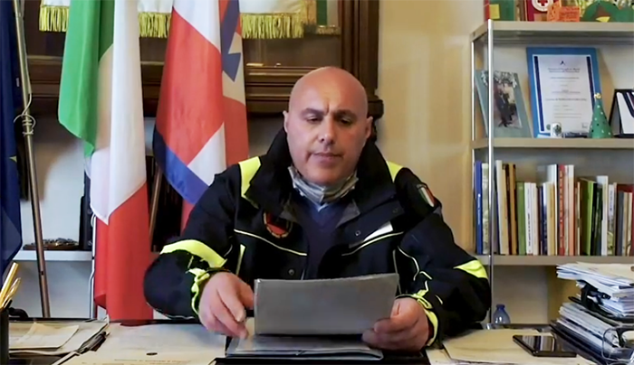 Borgomanero: il sindaco Bossi spiega come avere i buoni spesa e la distribuzione delle mascherine. Video